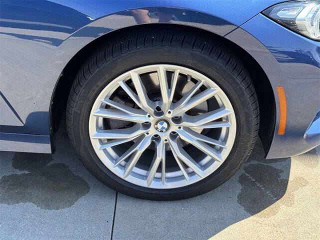 2023 BMW 3 Series 330i xDrive