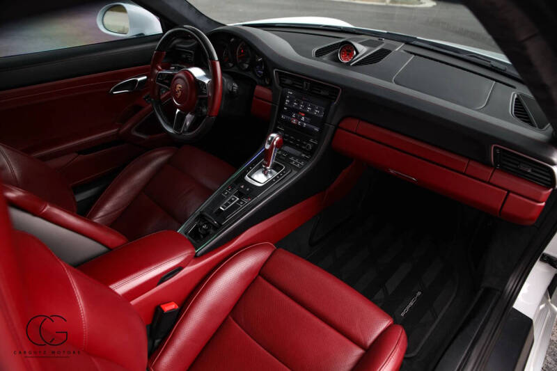 2017 Porsche 911