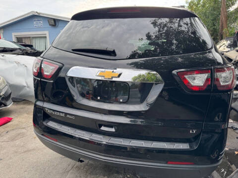 2017 Chevrolet Traverse LT