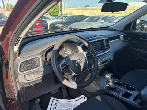 2019 Kia Sorento LX V6