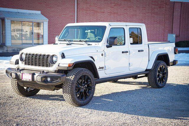 2025 Jeep Gladiator NightHawk