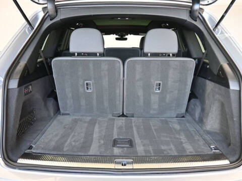 2022 Audi Q7 quattro Premium Plus 55 TFSI