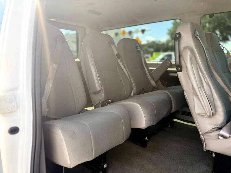 2011 Ford E-Series E-150