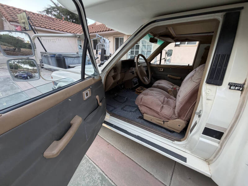 1987 Toyota SUNRADER