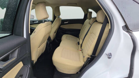 2023 Ford Edge SE
