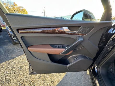 2018 Audi Q5 2.0T quattro Premium Plus