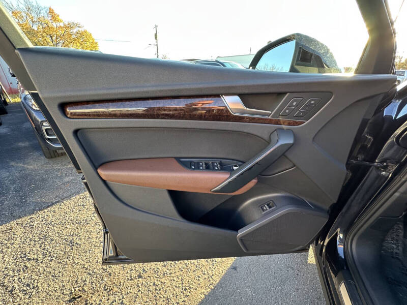 2018 Audi Q5 2.0T quattro Premium Plus