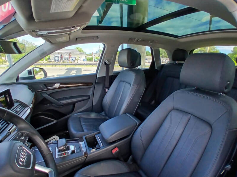 2020 Audi Q5 quattro Premium Plus 45 TFSI