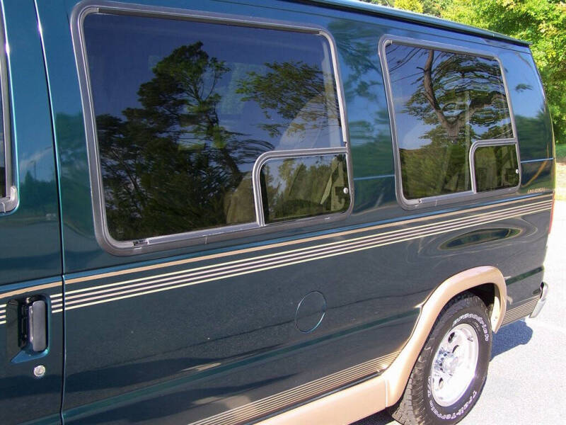 2000 Ford E-Series E-150
