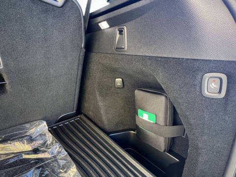 2024 Volvo XC90 B6 Plus Bright Theme 6P