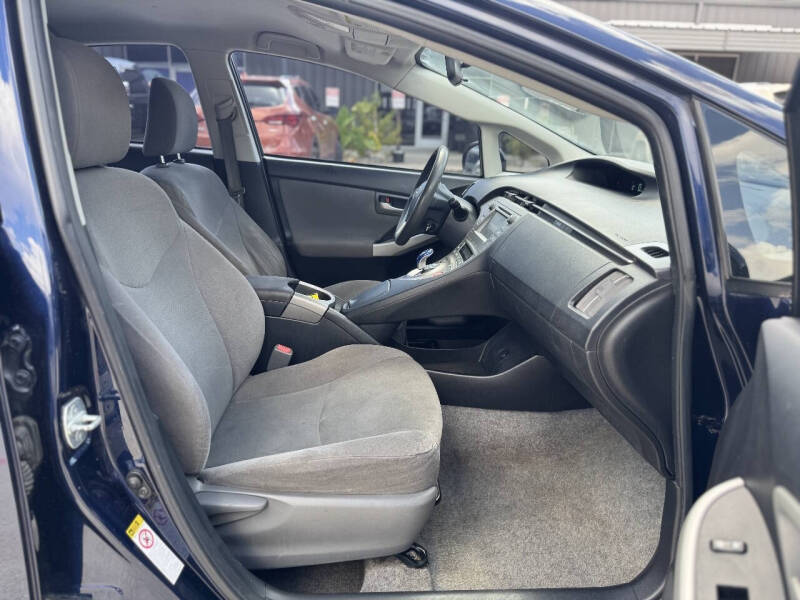 2014 Toyota Prius Two