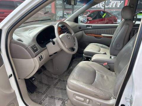 2006 Toyota Sienna