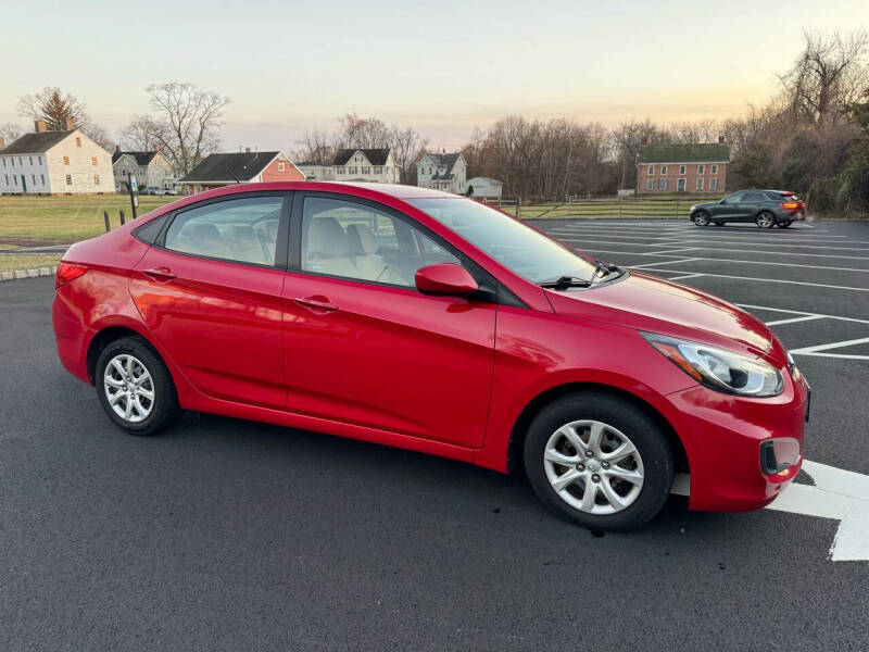 2014 Hyundai Accent GLS photo 16