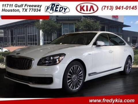 2019 Kia K900 for sale at FREDYS CARS FOR LESS in Houston TX