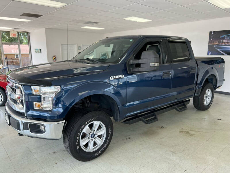 2016 Ford F-150 for sale at Used Car Outlet in Bloomington IL