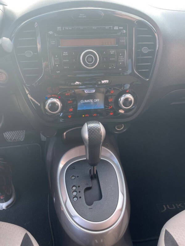 2012 Nissan JUKE S