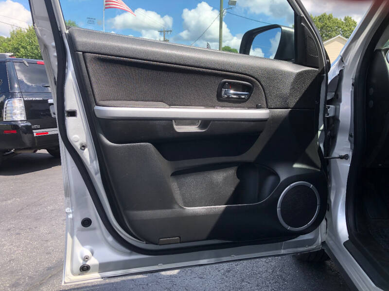 2012 Suzuki Grand Vitara Premium