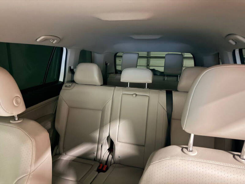 2019 Volkswagen Atlas V6 SE R-Line