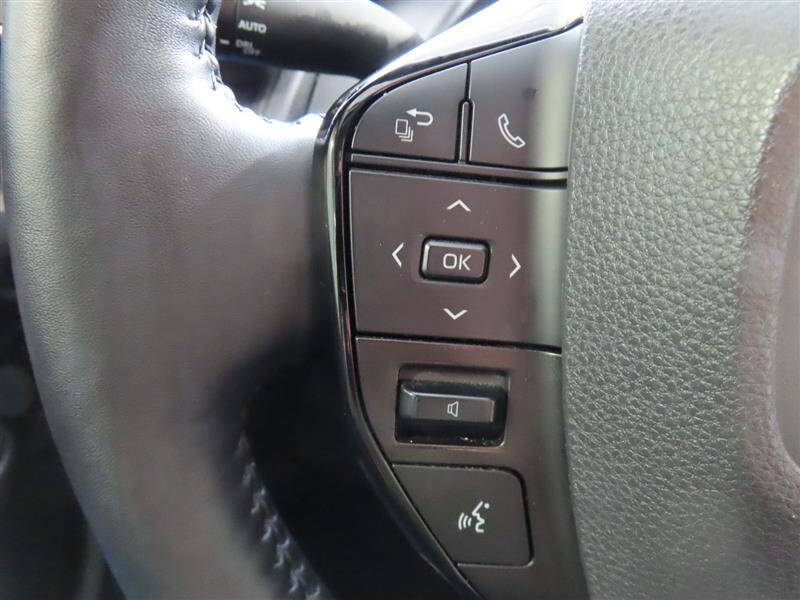 2023 Toyota Prius XLE