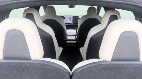 2023 Tesla Model X Standard Range