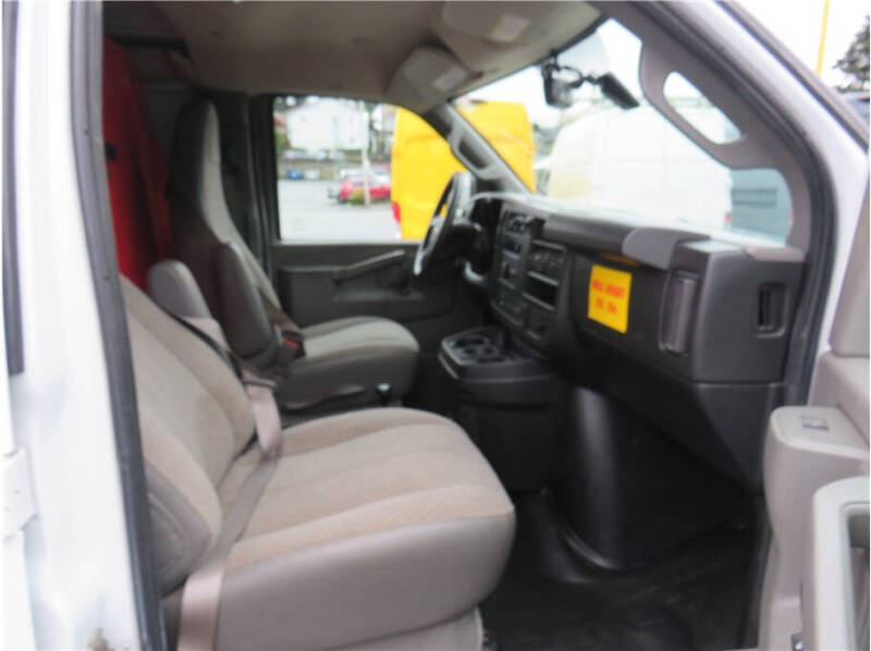 2020 Chevrolet Express 2500