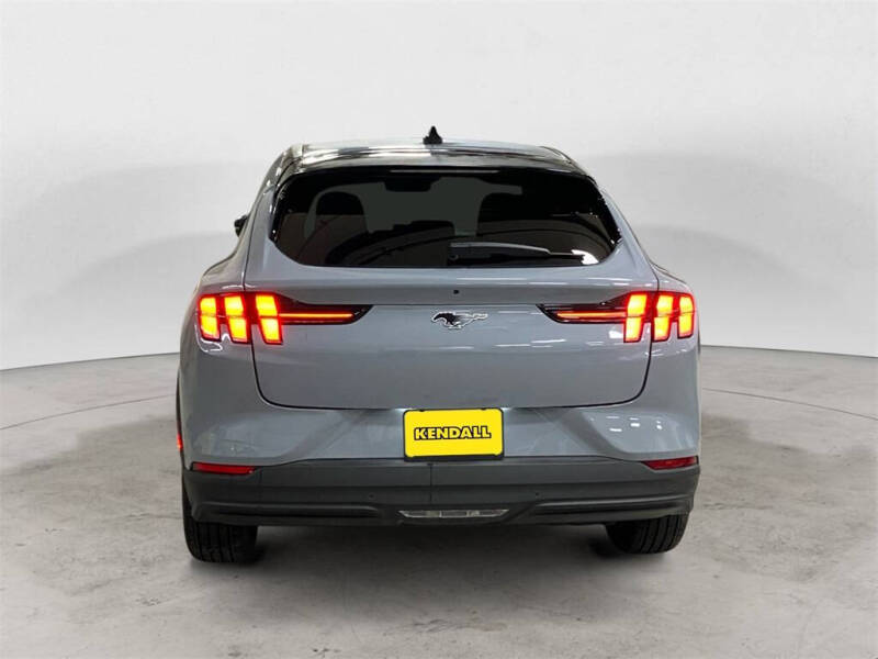 2024 Ford Mustang Mach-E Select