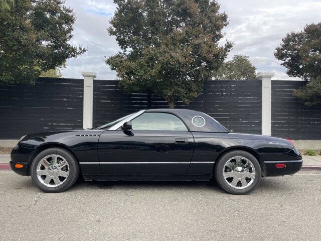 2002 Ford Thunderbird Deluxe