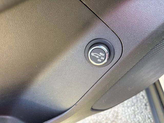 2017 GMC Acadia SLE-2