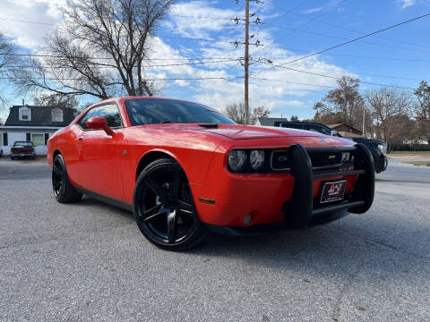 2010 Dodge Challenger for sale at A & J AUTO SALES in Eagle Grove IA