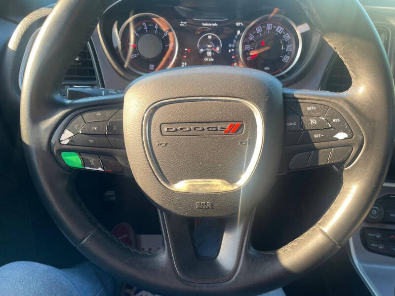 2019 Dodge Challenger SXT