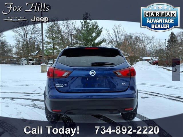 2017 Nissan Rogue Sport SV