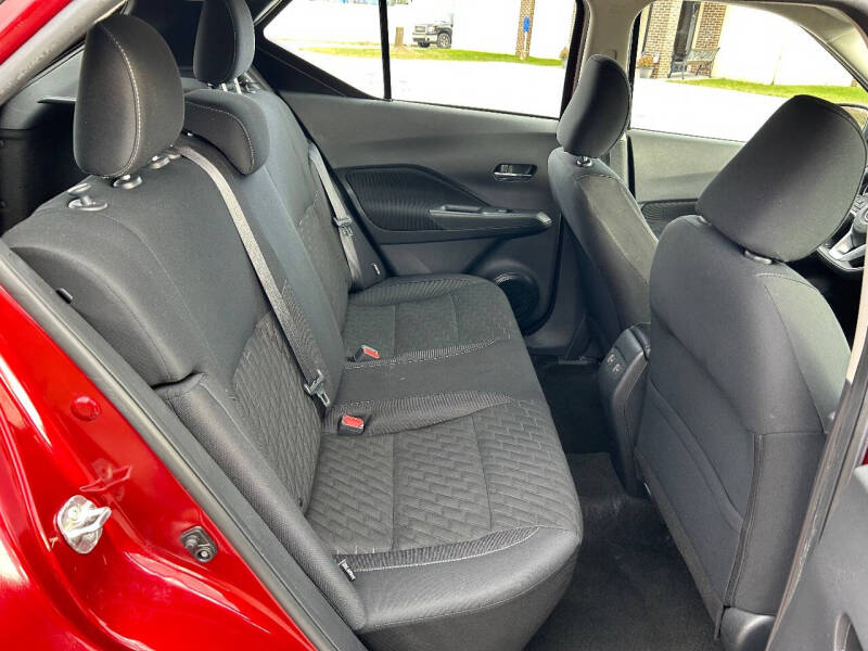 2023 Nissan Kicks SV