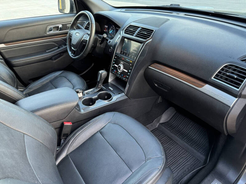 2019 Ford Explorer Limited