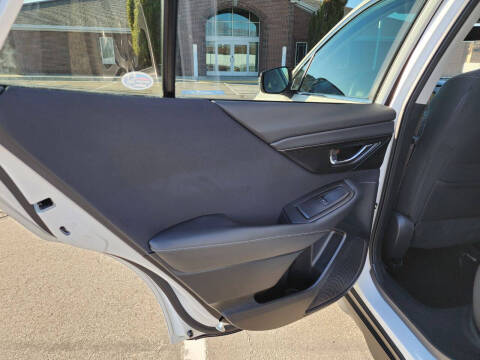 2024 Subaru Outback Premium