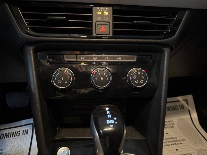 2025 Volkswagen Taos S