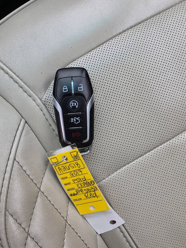 2017 Ford Explorer Platinum