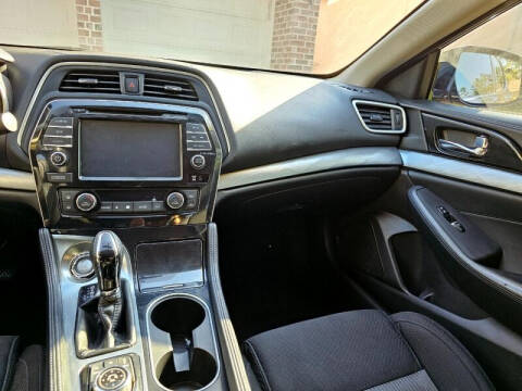 2017 Nissan Maxima