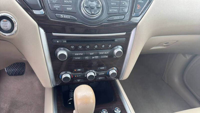 2014 Nissan Pathfinder Platinum