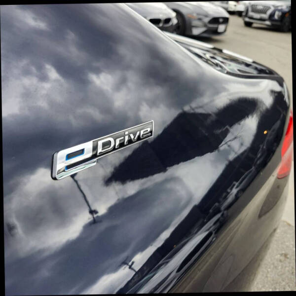 2018 BMW 5 Series 530e xDrive iPerformance