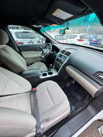 2014 Ford Explorer