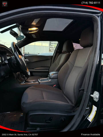 2019 Dodge Charger SXT