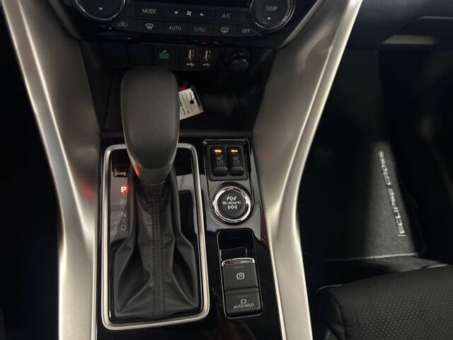 2026 Mitsubishi Eclipse Cross SE