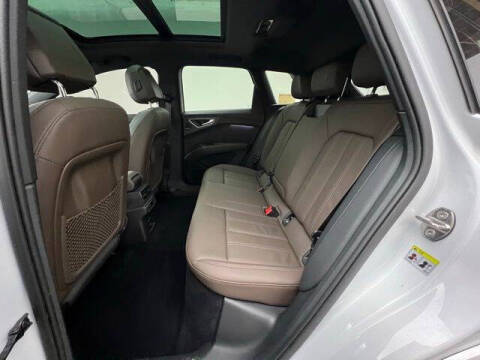 2023 Audi Q4 e-tron quattro Premium Plus 50