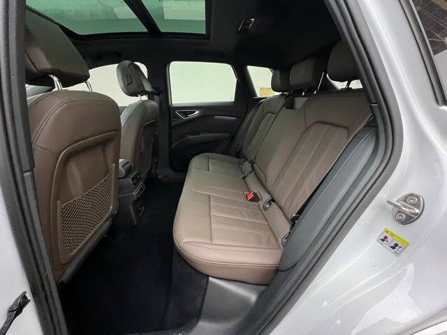 2023 Audi Q4 e-tron quattro Premium Plus 50