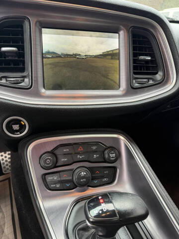 2017 Dodge Challenger SXT