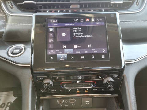 2022 Jeep Grand Cherokee L Laredo