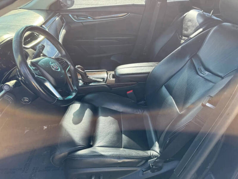 2013 Cadillac XTS Luxury Collection