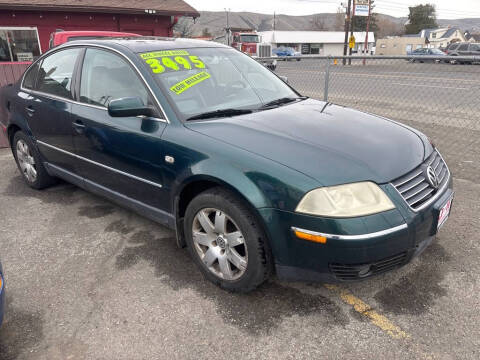 2001 Volkswagen Passat for sale at J and H Auto Sales in Union Gap WA