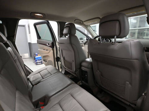 2012 Jeep Grand Cherokee Laredo