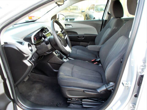 2017 Chevrolet Sonic LT Auto